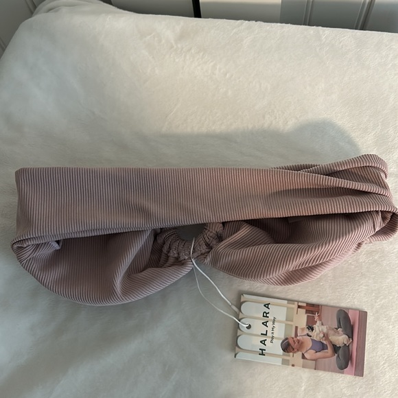 NWT HALARA Ribbed two piece bikini - Picture 15 of 16